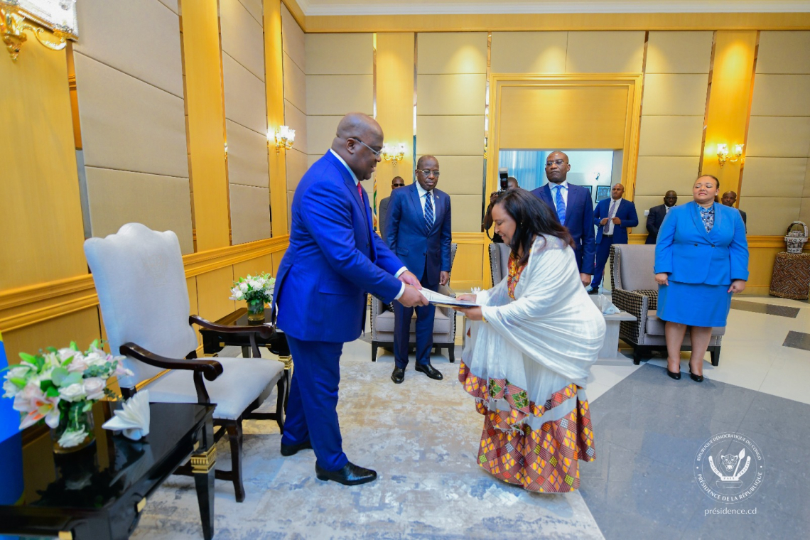 Le président Félix Tshisekedi reçoit les lettres de créance de quatre ambassadeurs extraordinaires