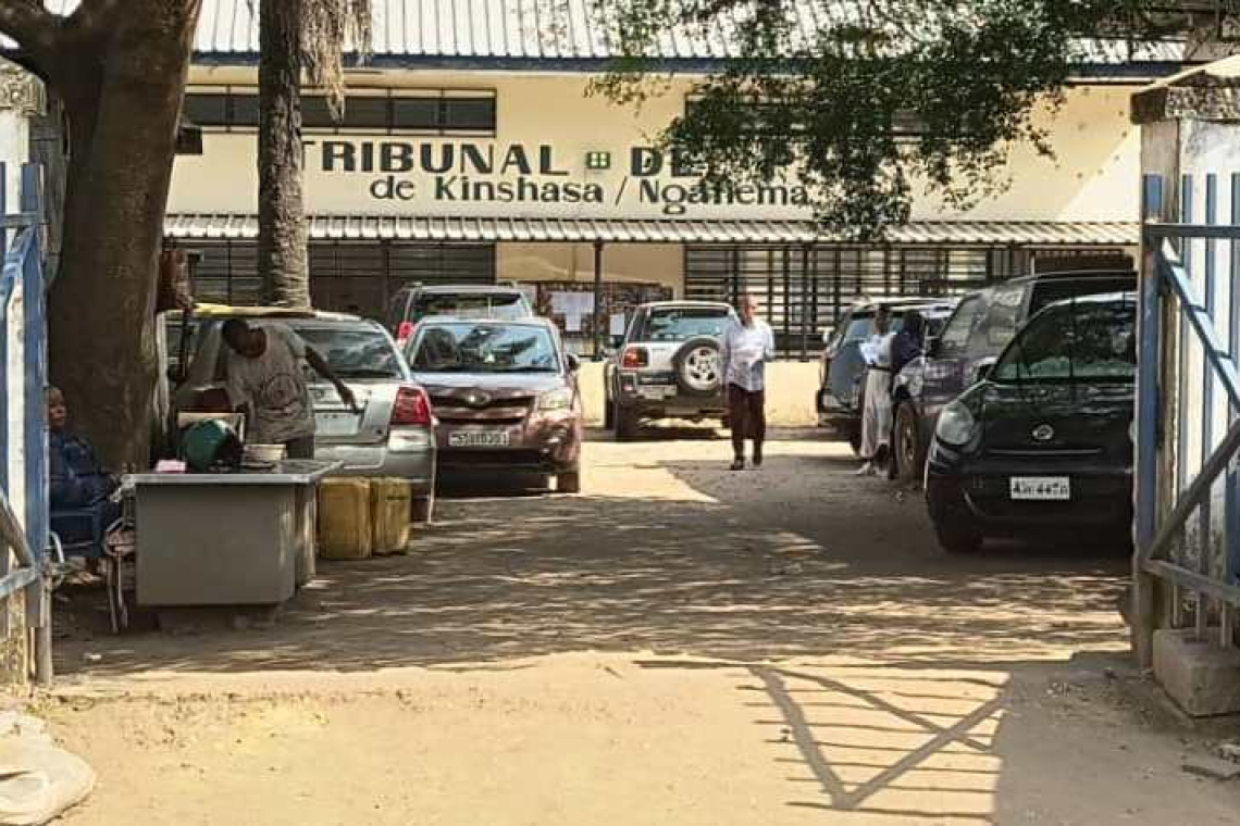 Tripaix/Ngaliema : un médecin écope de 15 ans de prison ferme pour avoir tué 3 membres de sa famille
