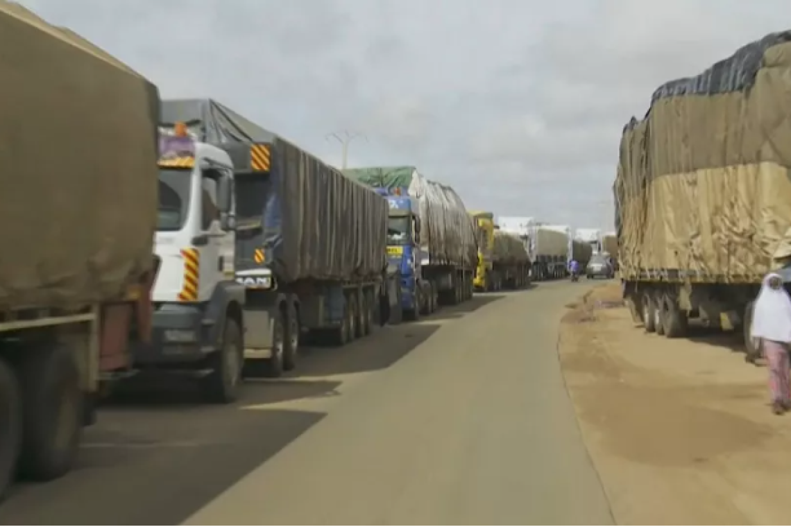 Bénin : des véhicules bloqués à la frontière avec le Niger