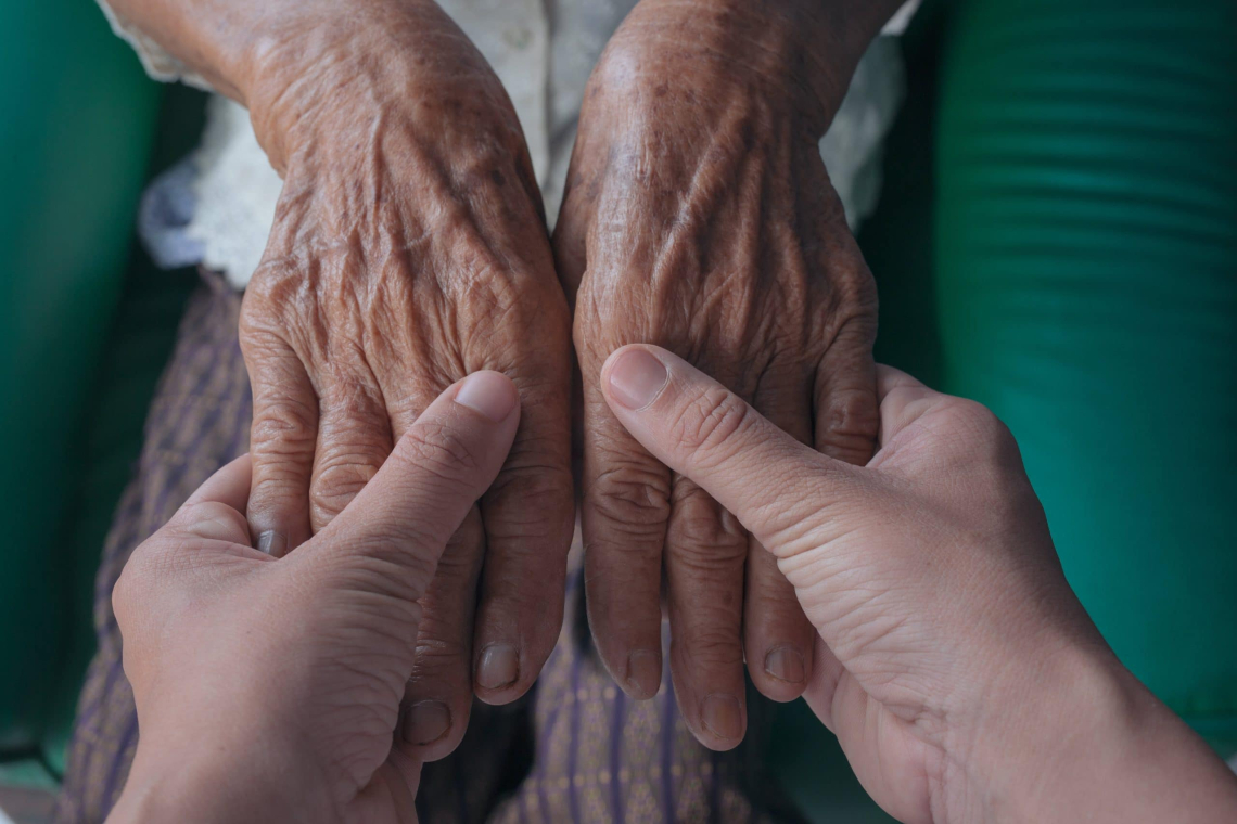 Le rhumatisme chez les jeunes, un des signes de « la maladie de lupus » (un néphrologue)