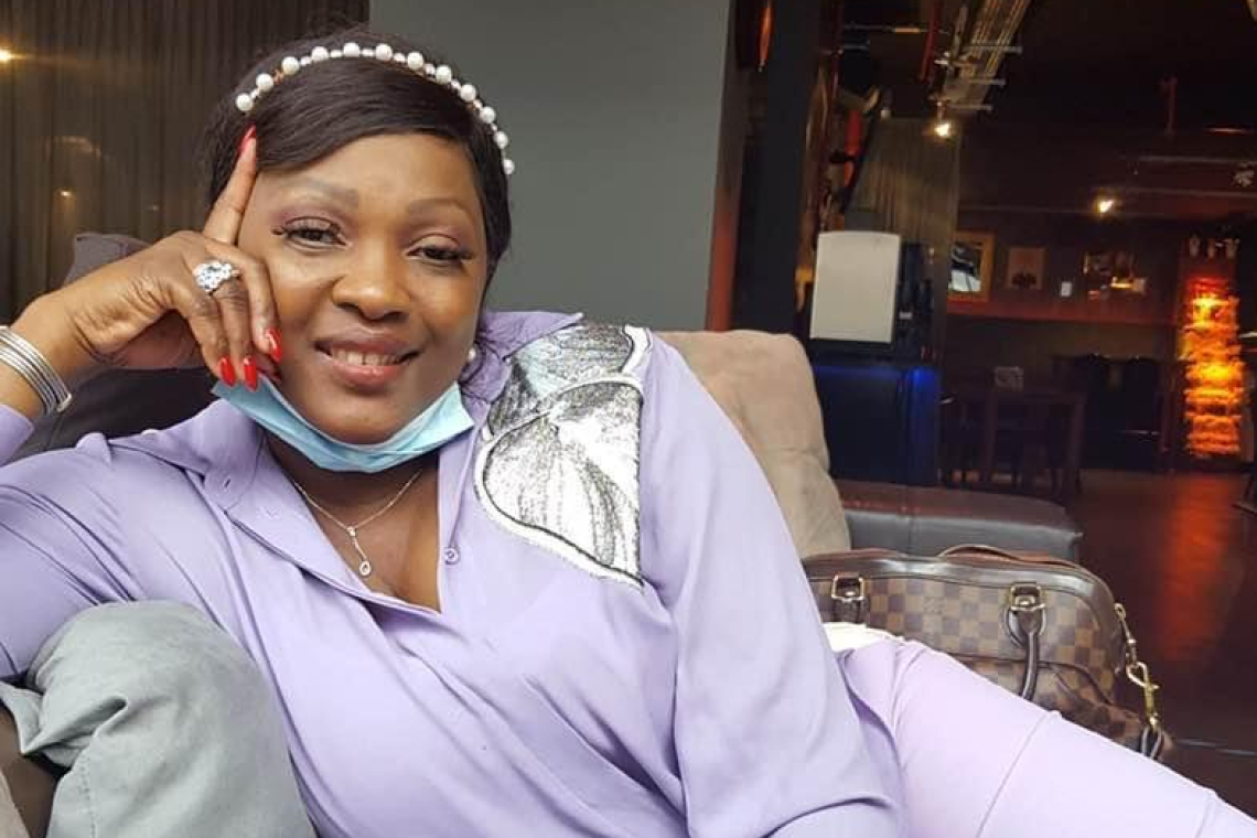 Mme Mbokanga Mpata Pathy sélectionnée meilleure intervenante lors du séjour européen du président de la République