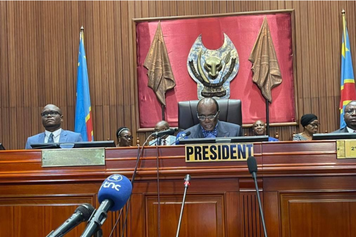 Le bureau provisoire du Sénat installé