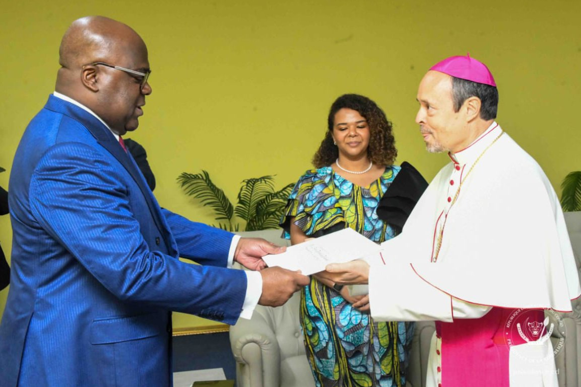 RDC : le Président Tshisekedi accueille le Nonce Apostolique et l'Ambassadeur du Zimbabwe