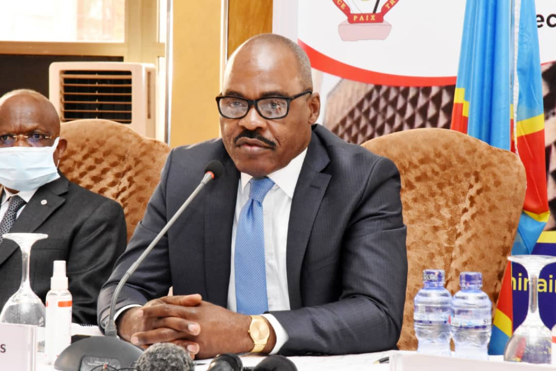 RDC : malgré son dossier à la justice, Nicolas Kazadi s’est envolé pour Paris !