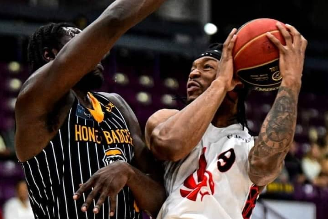Basketball/Canada-D1 : Après 4 victoires d’affilée, Mathieu Kamba Kongolo, de Jordy Tshimanga et Calgary Surge calent devant Brampton Honey Badgers