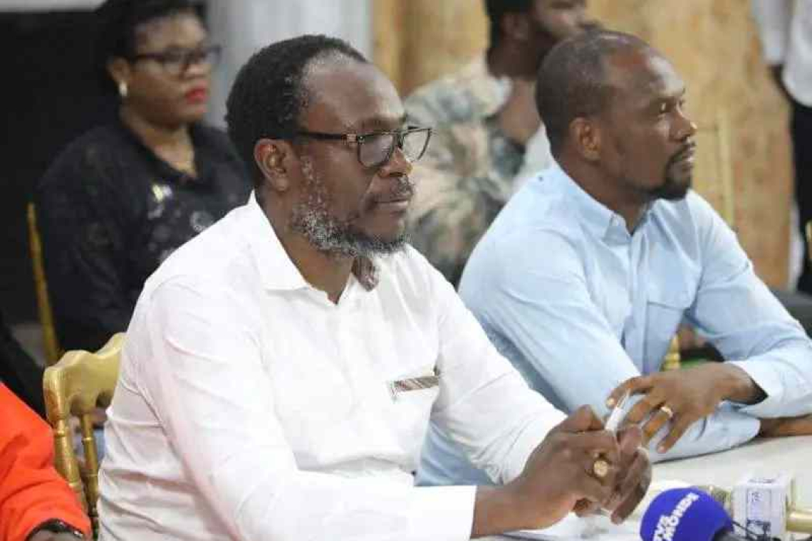 Après quelques heures passées à la police, Delly Sesanga enfin libre !