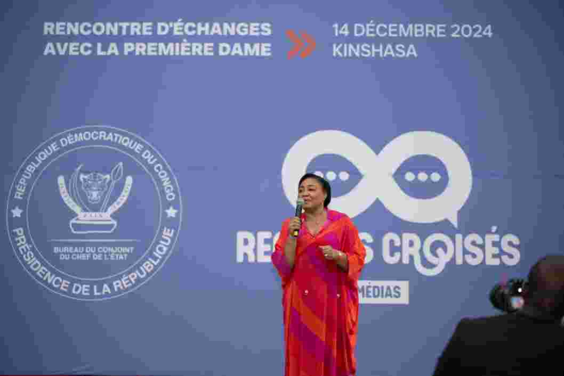 Echange constructif entre la Première dame et les professionnels des médias