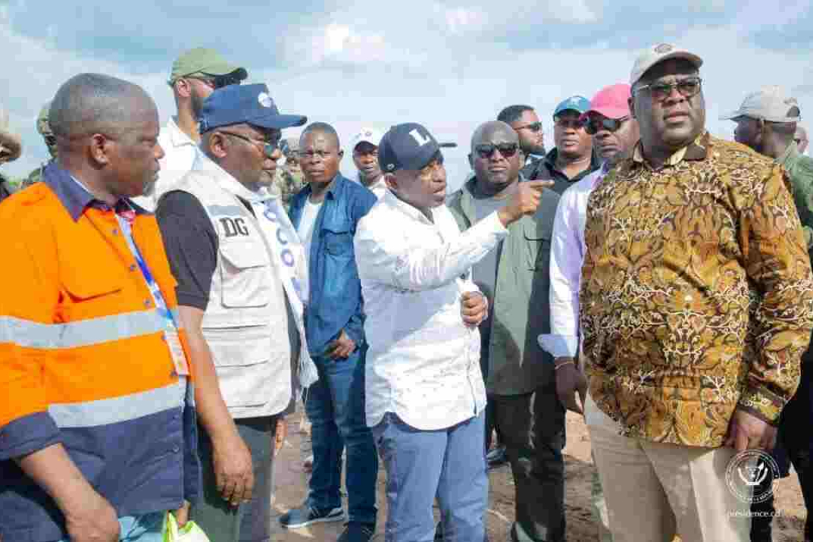 Le président de la République, Félix Antoine Tshisekedi a inspecté les travaux de construction de la route kalamba-mbuji