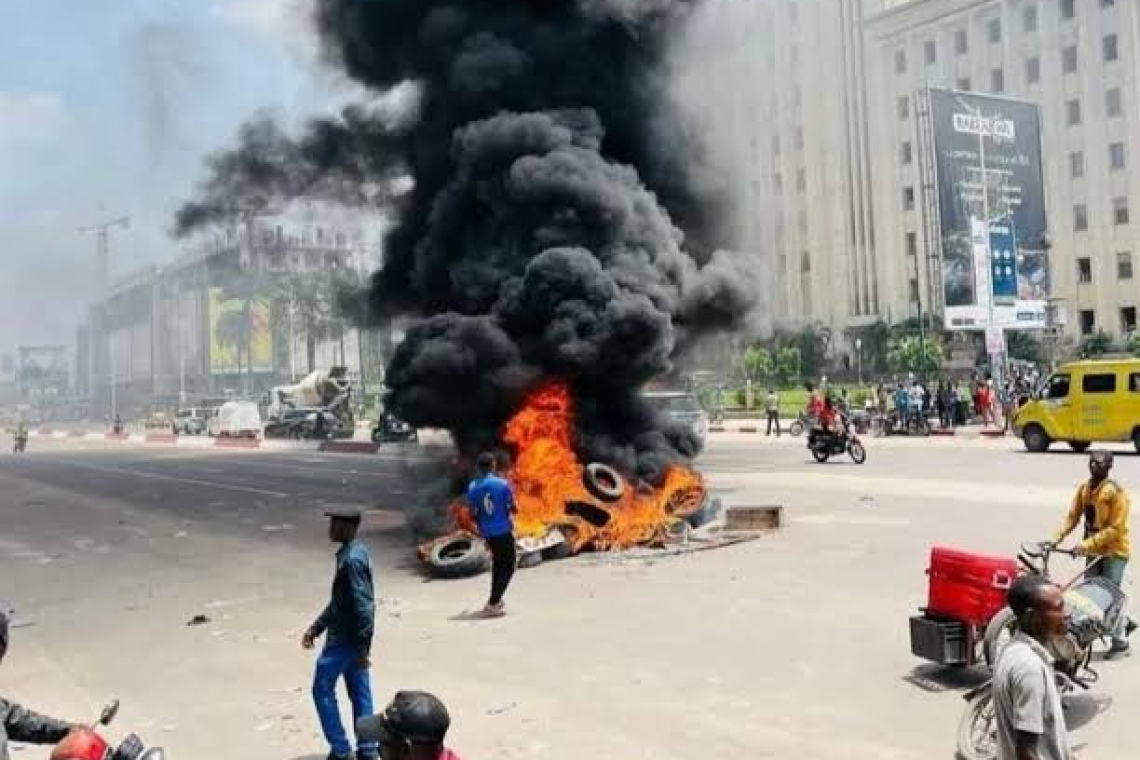 Manifestations contre l’agression rwandaise :  Le gouvernement présente ses regrets suite aux actes de vandalisme. 