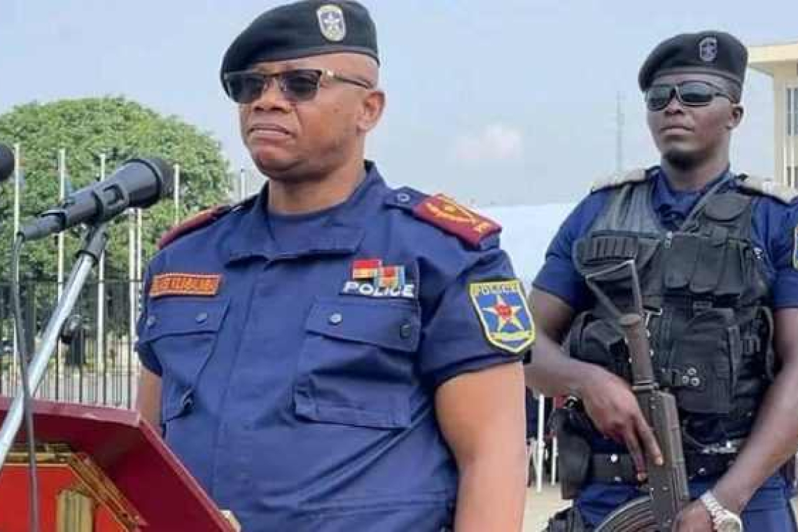 Kinshasa : le chef de la police met en garde contre les fouilles des téléphones