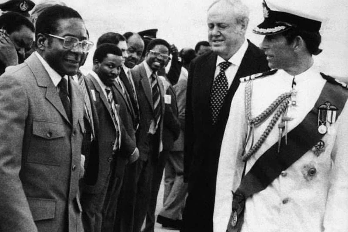 Le Zimbabwe devient indépendant le 18 avril 1980